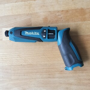 【美品】makita（マキタ） 充電式ペンインパクトドライバ TD021D 7.2V 電動工具 使用頻度少 本体のみ