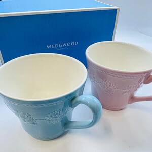 WEDGWOOD ウェッジウッド マグカップ 2個セット 箱付き 新品未使用 イギリス ブランド 食器 青 ピンク ペア カップル 夫婦 1円 16317