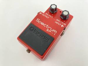 【IE109】(O)BOSS ボス Spectrum スペクトラム SP-1 コンパクトエフェクター ヴィンテージ ガイドゴム劣化あり 動作未確認 ジャンク 中古品