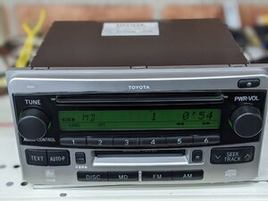 トヨタ純正　８６１２０ー５８０１２　AM、FM、CD、ＭＤデッキ　中古品