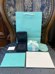 新品 正規品 ティファニー tiffany&co ネックレス　Tスマイル ホワイトゴールド 750 k18 箱 巾着 紙袋 リボン プレゼント スマイル