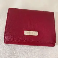 FURLA 三つ折り財布