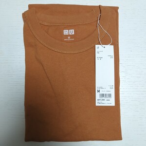 UNIQLO　U　クルーネックT Ｍ　①