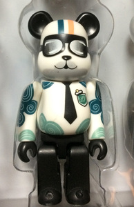 BE@RBRICK PAUL & JOE ベアブリック 100％ 美品 MEDICOMTOY 2010年 伊勢丹　ポールアンドジョー　メディコムトイ