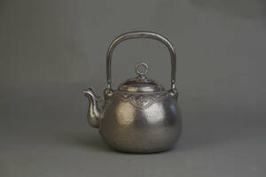 時代 純銀製 龍文堂造 宝珠形 鳳凰口 湯沸 工芸品 古美術品 銀瓶 煎茶道具
