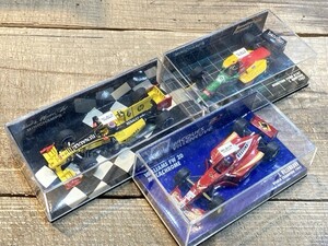 ミニチャンプス 1/43 Renault F1Team R30 2010 TOTAL 12 410100012 など 3台まとめて ※まとめて取引・同梱不可 [20-5811]