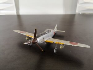 ■3点以上で送料無料!! プラモデル完成品/塗装済 三式戦闘機 キ-61 飛燕 大日本帝国陸軍 m0o7399