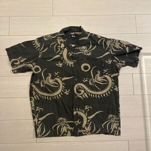 【人気】STUSSY ステューシー オールド 90s 紺タグ USA製 ドラゴン 開襟 シャツ グリーン アロハシャツ　 ヴィンテージ　L