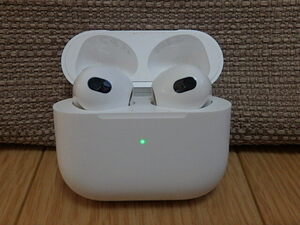 n501u　Apple　AirPods　エアポッズ　第３世代　A2897　EMC8293　A2565　A2564　ワイヤレスイヤホン　Bluetooth　(0120-1)