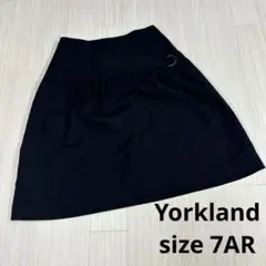 Yorkland 黒 タイトスカート リング付き　ウール　7AR