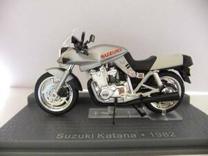 １／２４　スズキ　Suzuki katana 刀　カタナ　１：２４　ミニチュア