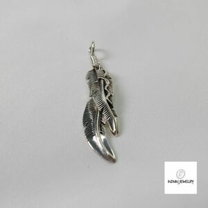 インディアンジュエリー シルバーペンダントトップ ナバホ族 JOE MACE（ジョー・メイス）作 STERLING SV925 シルバーアクセサリー フェザー