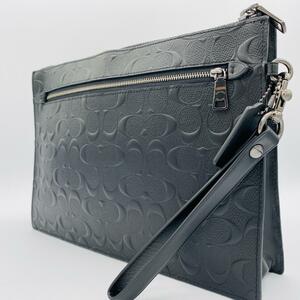 極美品 coach クラッチバッグ セカンドバッグ シグネチャー エンボス 型押し レザー 黒 ブラック メンズ 鞄 バック コーチ ビジネス