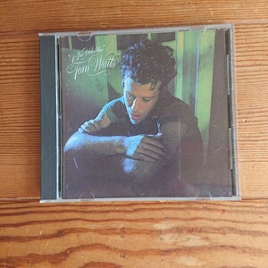 Tom Waits(トム・ウエイツ)/ Blue Valentine［1978年発表。ミュージカル「ウエスト・サイド物語」の挿入歌Somewhere”のカヴァーA-1収録］