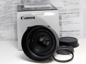 ☆手振れ補正する明るい単焦点☆ Canon単焦点LENS EF 50mm STM♪レンズフード、中々見ない元箱、説明書付き☆