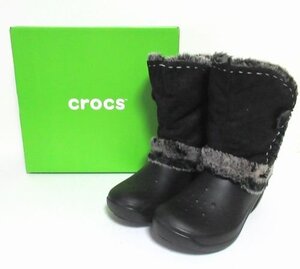 ♪数回使用！crocs(クロックス)レディース/デザインショートブーツ/ブラック/暖かファー仕様/サイズW9(25㎝前後)