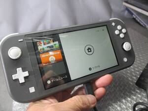 【■Nintendo SwitchLite スイッチライト 本体のみ グレー HDH-001　充電器ドラクエソフト付　動作OK】★ 