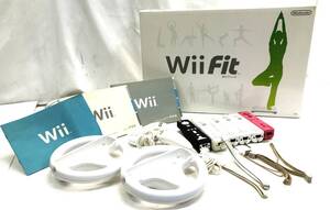 §　A119093　Wii Fit　任天堂　ゲーム　リモコンまとめ　バランスボード　箱入り　Wii Fit動作確認済み　初期化済み　中古品