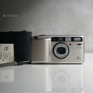  動作品 極 美品 リコー R1s コンパクト フィルム カメラ 30mm F3.5 MC MACRO 24mm ワイド パノラマ レンズ マクロ RICOH