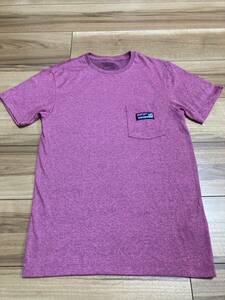 patagonia パタゴニア p6 ハイブリッドポケット付きtシャツ キャプリーン　ラッシュガード　半袖Tシャツ スリムフィットＸＳサイズ