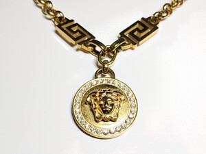 VERSACE ヴェルサーチ クリスタル ラ メドゥーサ グレカ ネックレス