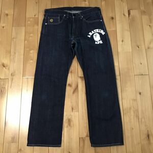 BAPE STA カレッジロゴ デニム パンツ Sサイズ a bathing ape denim pants エイプ ベイプ アベイシングエイプ ジーンズ jeans w329