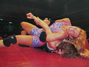 週刊プロレス1993年３月6日号　全日本女子プロレス後楽園ホール　デビー・マレンコVSテリー・パワー、豊田真奈美&山田敏代VS井上貴子&堀田