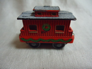 即決　ＵＳ　2002年製　きかんしゃ　トーマス　CABOOSE　クリスマス　車掌車　ダイキャスト　ミニカー　6.4センチ　GULLANE社製　