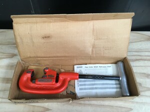 【中古品】【美品】【使用頻度少なめ】RIDGID　パイプカッター　1A　/　ITZAZT3PHYMO