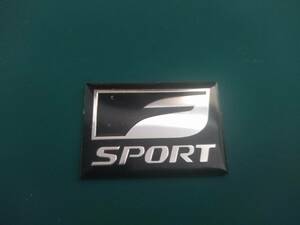 【ゆうパケット送料込】LEXUS F SPORT(エフスポーツ)　エンブレムプレート(小)　縦3.5cm×横5cm×厚さ1ｍｍ　レクサス　