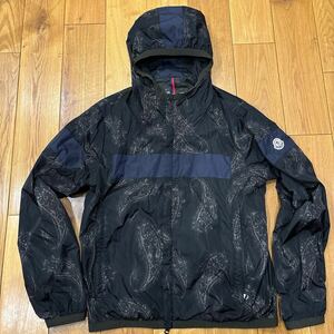 美品 MONCLER モンクレール 3 ナイロンジャケット ペイズリー ブラック カーキ