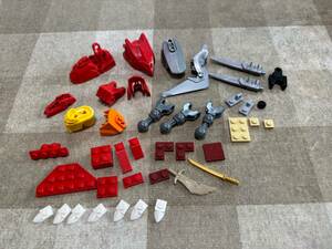 即決　送料無料　LEGO　レゴ　　ブロック　バイオニクル　パーツ　グレー　レッド　タン　ホワイト　特殊パーツ　武器　刀　11