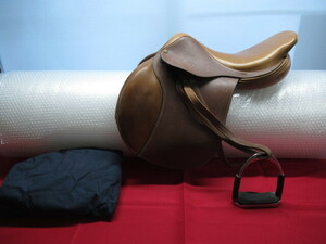 BRUNO DELGRANGE BD ブルーノ デルグランジュ 障害鞍 175 3AG SPRENGER 鐙付き 馬具 乗馬用品 管理6R1115C- H7