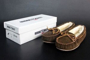 ミネトンカ レディース モカシン キャリー フラットシューズ チョコレート 23cm MINNETONKA CALLY