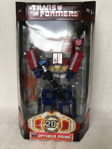 Hasbro Transformers Classics: 20th Anniversary Battle Damaged Optimus Prime MISB 海外 即決