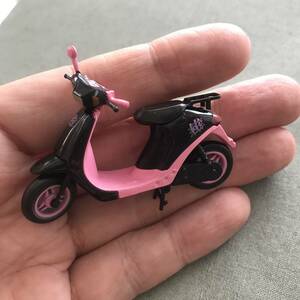 SUZUKI　HI　ミニカー　スクーター　フィギュア　スズキ　Japanese　scooter　motorcycle　TOY　CAR　miniature　２stroke　engine