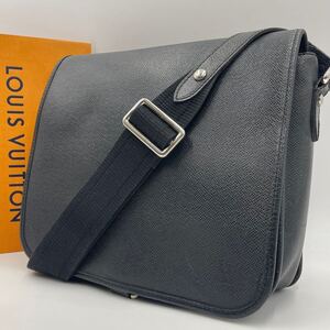 1円《 正規品・極美品 》LOUIS VUITTON ルイヴィトン アンドレイ タイガ アルドワーズ M32482 ショルダーバッグ 黒 レザー 本革 斜め掛け