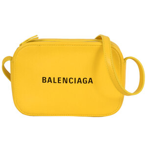 バレンシアガ BALENCIAGA カメラバッグXS ショルダーバッグ レザー イエロー シルバー金具 レディース