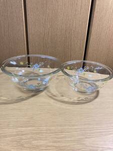 ▼パイレックス≪ボウル 2個≫PYREX 花柄 ガラスボウル 鉢