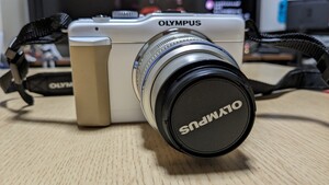 OLYMPUS PEN E-PL1s オリンパス ミラーレス一眼レフカメラ M.ZUIKO DIGITAL 14-42mm 1:3.5-5.6 レンズ 充電器付