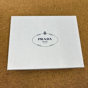 PRADA プラダ 空箱 