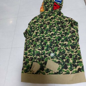 アベイシングエイプ（2XL） シャーク 迷彩 パーカー