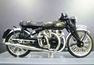 イクソ ミュージアム製品 1/24 HRD ヴィンセント　ブラックシャドー　Vincent HRD Black Shadow 1954 ixo