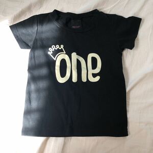 半袖Tシャツ 子ども　BLACK ブラック　黒　夏服　一歳　０歳　バースデー写真　写真　インスタ映え　one 記念撮影　伸縮性あり　綿95% baby