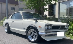 旧車・名車・昭和47年・ハコスカKGC10改！L28公認！2000GT！2ドア！RECROシート！スピードスター！ロールゲージ！最近オーラが違います