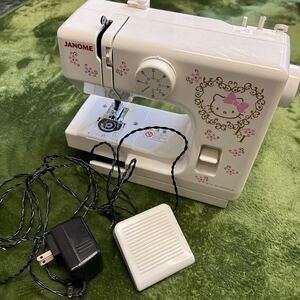 ジャノメ JANOME サンリオ ハローキティ Hallo Kittyモデル KT-35電動ミシン コンパクト model 525 稼働確認済み 電動ミシン