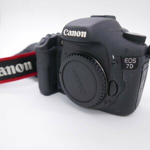 Canon キャノン デジタル 一眼レフカメラ EOS 7D DS126251 ボディ BLACK