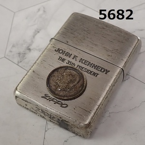 ■AC-5682　ヴィンテージZIPPO　ジッポーライター　JOHN F.KENNEDY　コイン貼り 火花OK