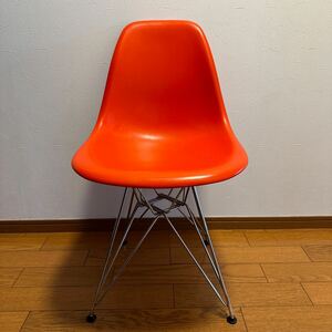 イームズ Eames ハーマンミラー　赤　椅子 チェア 