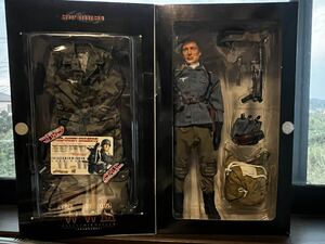 Cyber-hobby exclusive Konrad ドイツ降下猟兵　サイバーホビー　未開封　シリアル番号1469番